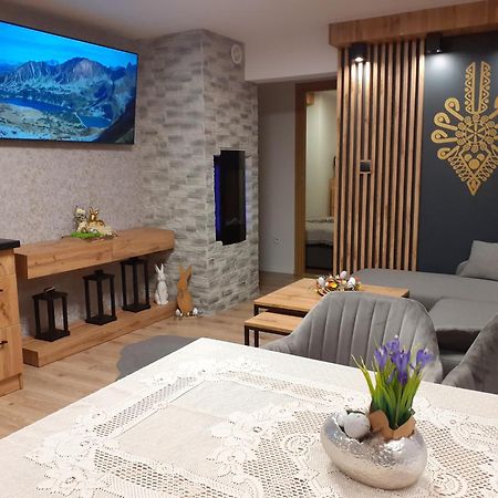 Apartament Tatravika Z Basenem I Widokiem コシチェリスコ エクステリア 写真