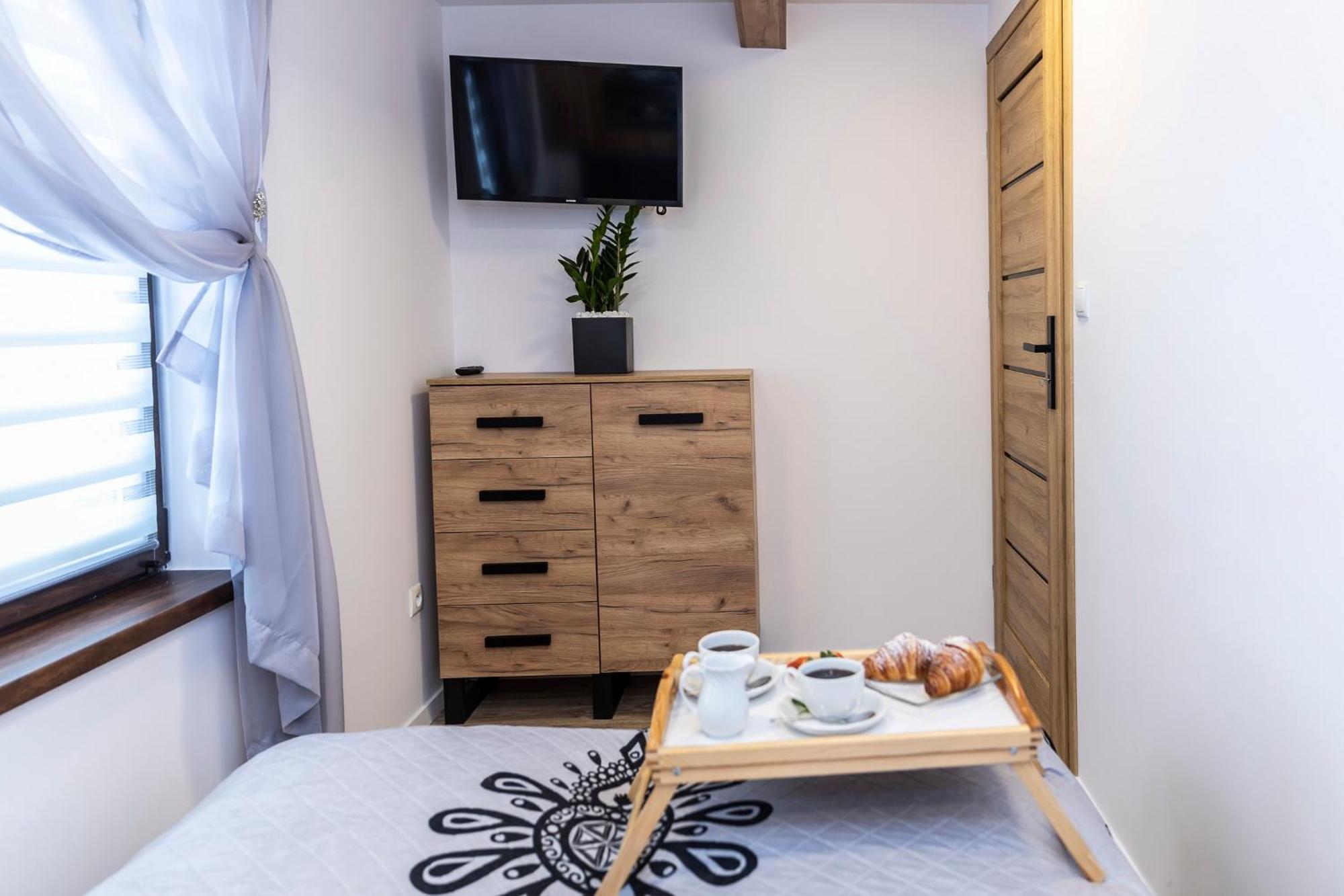 Apartament Tatravika Z Basenem I Widokiem コシチェリスコ エクステリア 写真