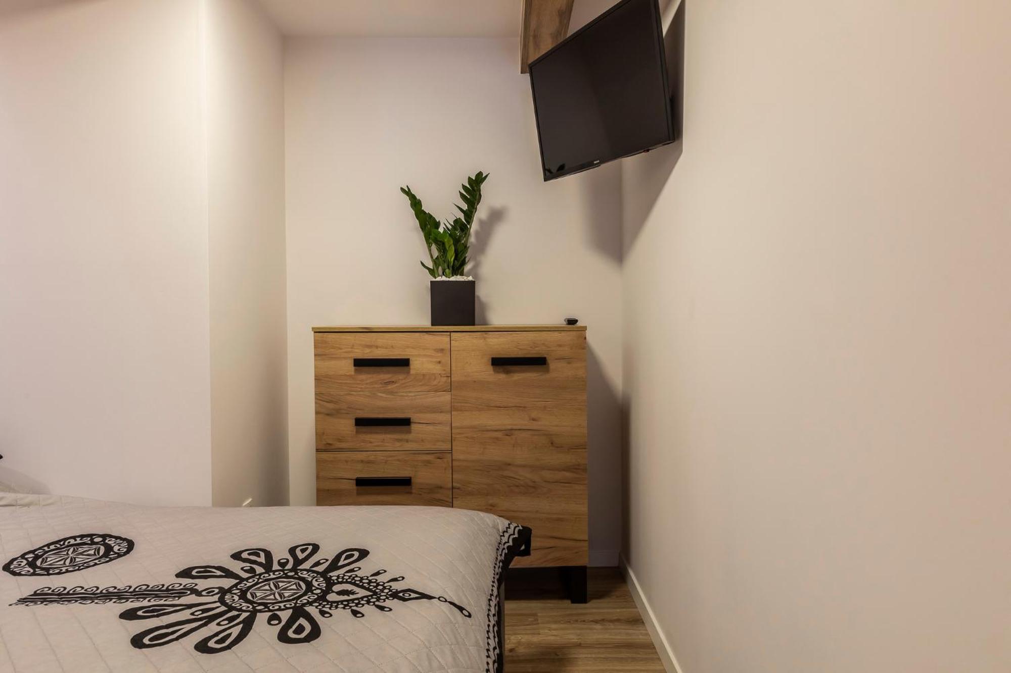 Apartament Tatravika Z Basenem I Widokiem コシチェリスコ エクステリア 写真