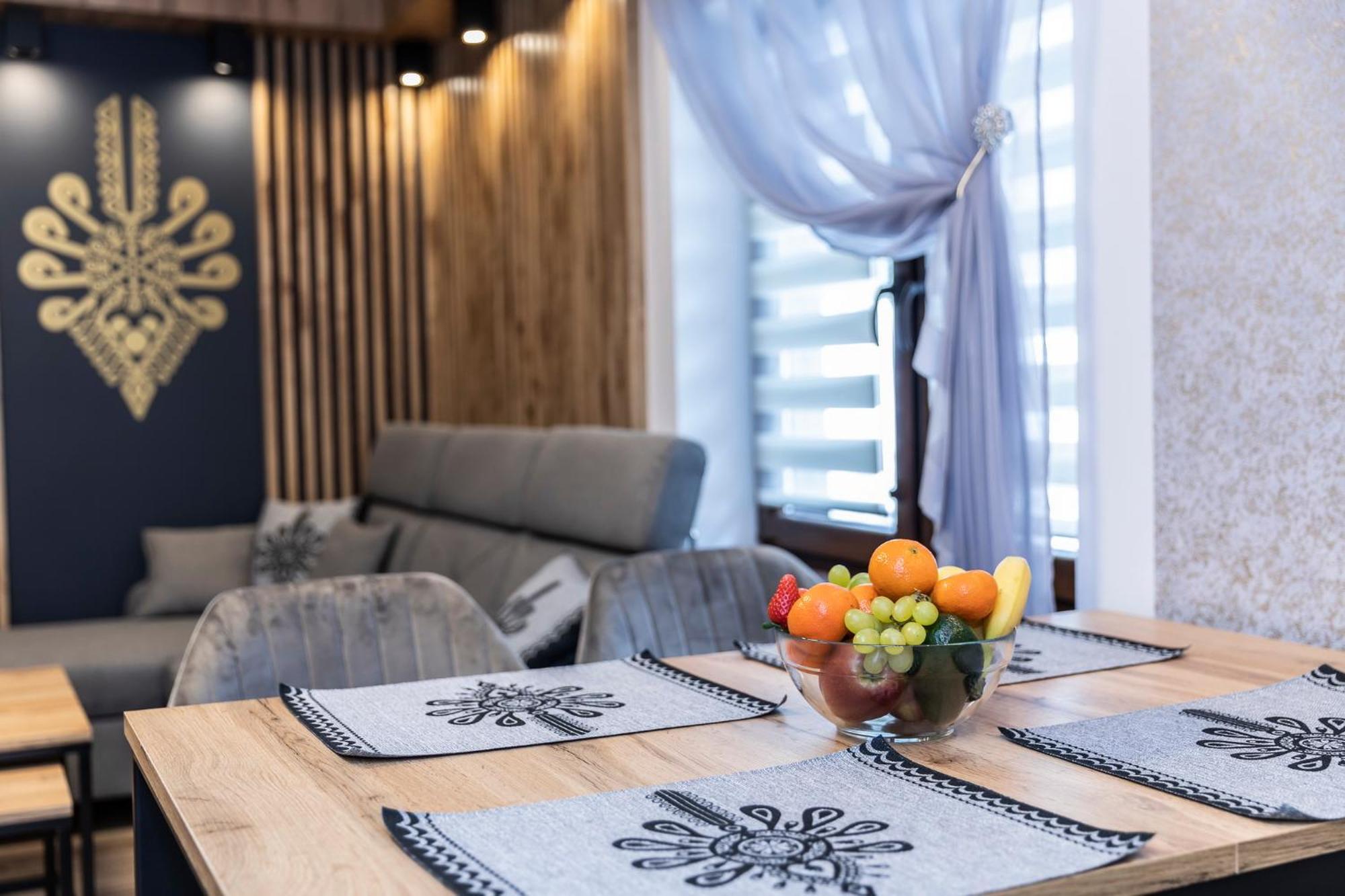 Apartament Tatravika Z Basenem I Widokiem コシチェリスコ エクステリア 写真