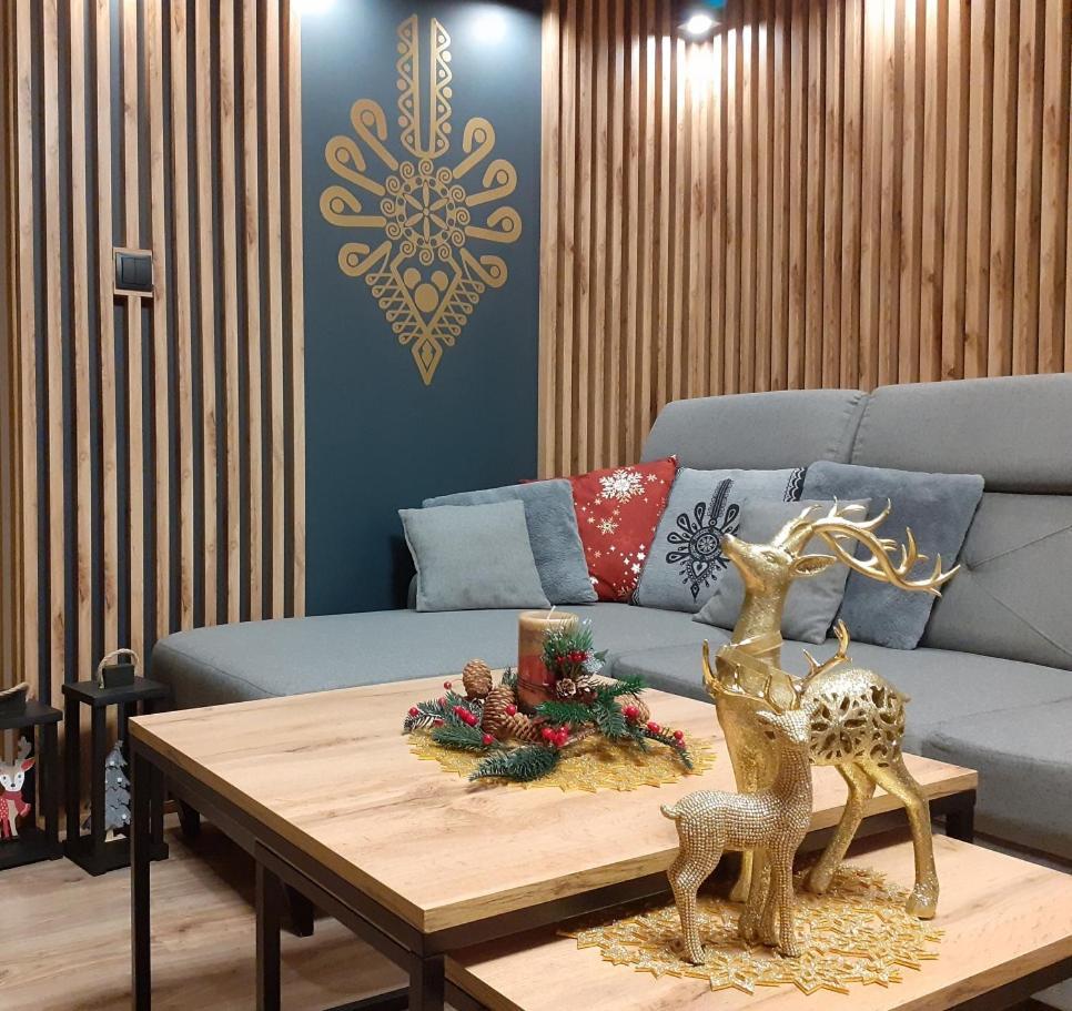 Apartament Tatravika Z Basenem I Widokiem コシチェリスコ エクステリア 写真