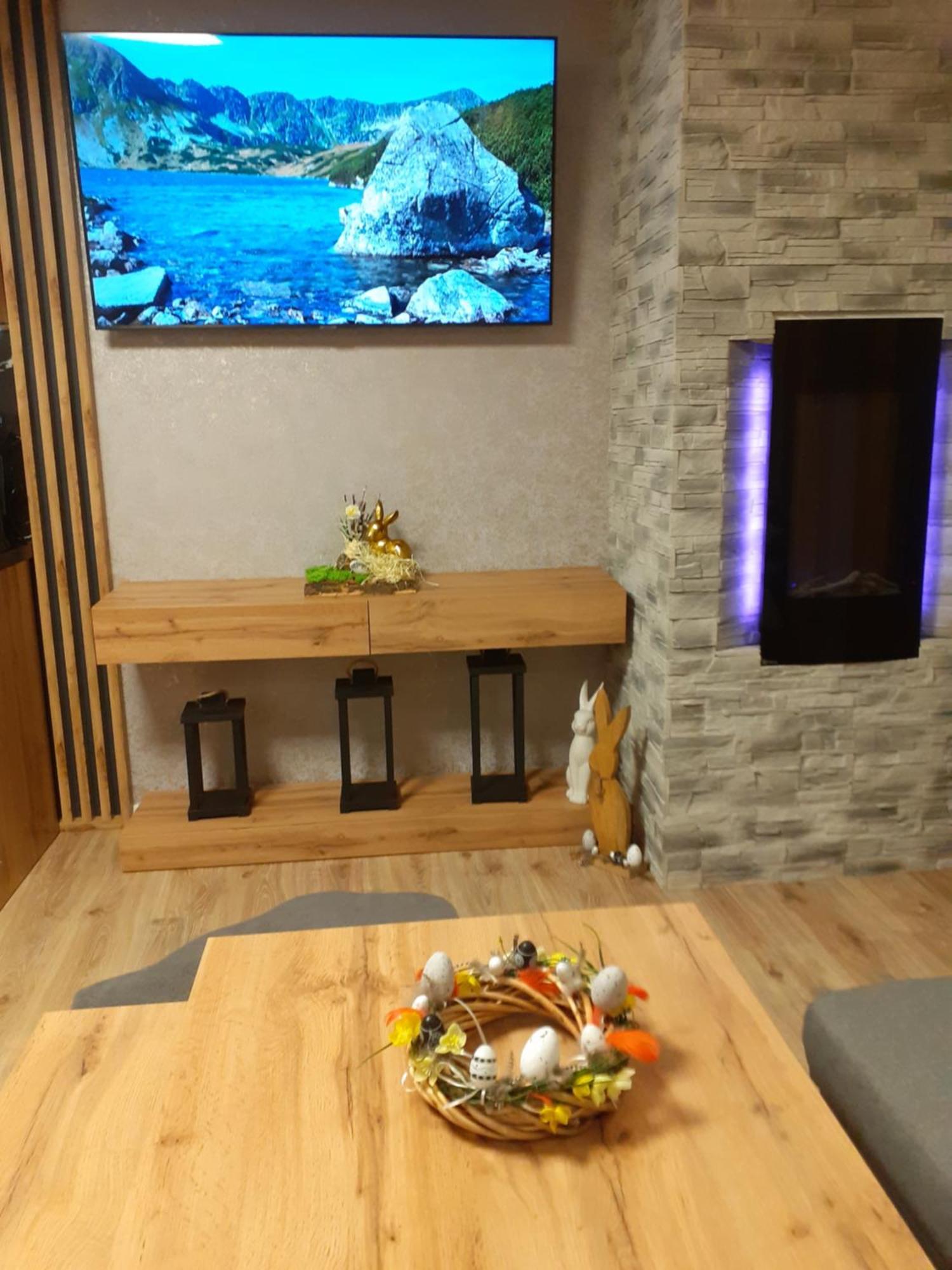 Apartament Tatravika Z Basenem I Widokiem コシチェリスコ エクステリア 写真